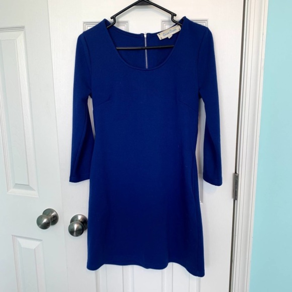 Criss Cross Women's‎ Size Medium Blue Shift Mini Dress
